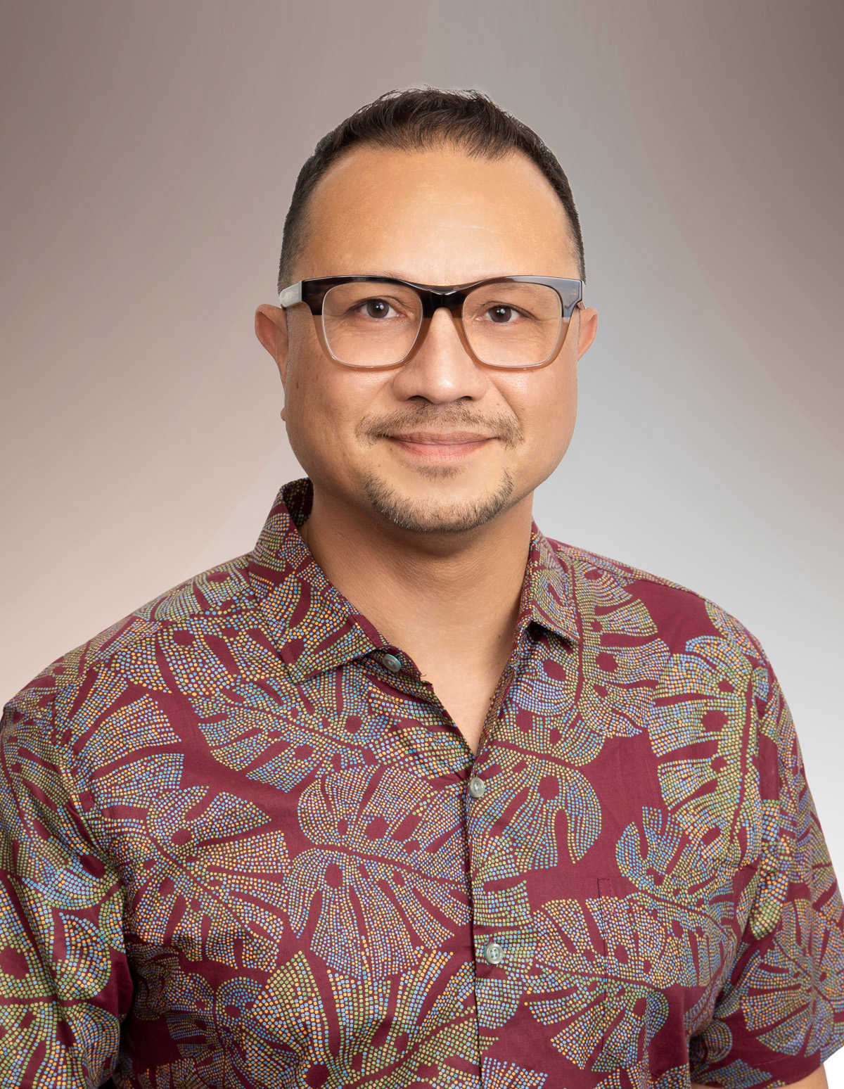 Chaz Tiogangco, Realtor with REMAX Hawaii
